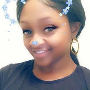 Meet your Posher, Whitney